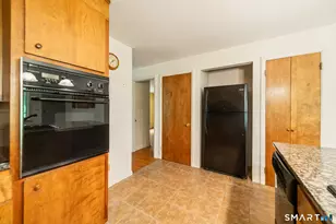 66 Lane St, Shelton, CT 06484 - Photo 9