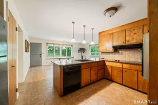66 Lane St, Shelton, CT 06484 - Photo 7