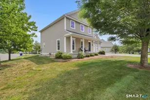 2 Chapman Chase, Windsor Locks, CT 06096 - Photo 3