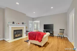 2 Chapman Chase, Windsor Locks, CT 06096 - Photo 11