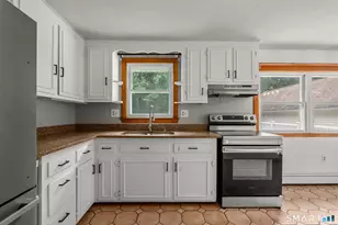 305 Old Post Rd, Tolland, CT 06084 - Photo 9