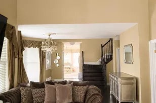 52 Faith Ln, Danbury, CT 06810 - Photo 3