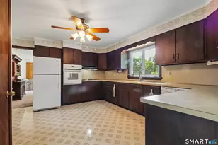 291 Reeds Gap Rd, North Branford, CT 06472 - Photo 5