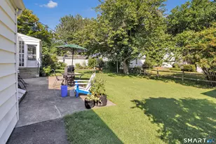 172 Crestview Dr, Bridgeport, CT 06606 - Photo 19