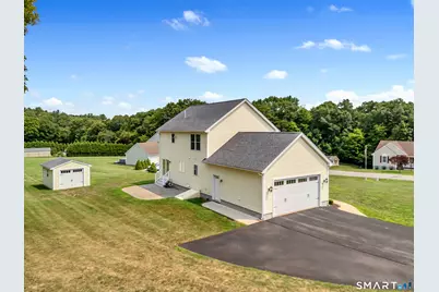 70 Noahs Way, Sprague, CT 06330 - Photo 3