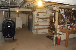 10 Potter St, Windham, CT 06226 - Photo 17