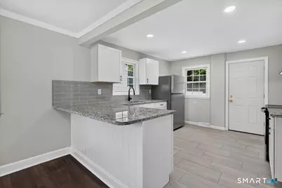 5 Lynmot Road, Hamden, CT 06514 - Photo 7