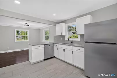 5 Lynmot Road, Hamden, CT 06514 - Photo 11