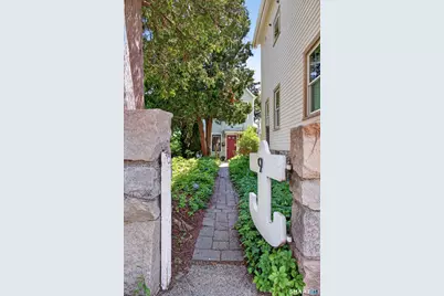 9 Cliff Street, Stonington, CT 06378 - Photo 1