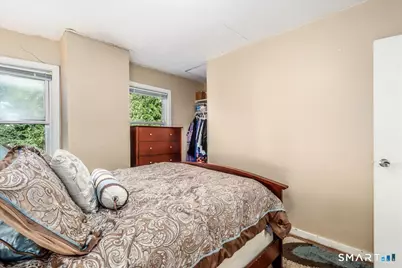 61 Fisher Court, Stratford, CT 06614 - Photo 21