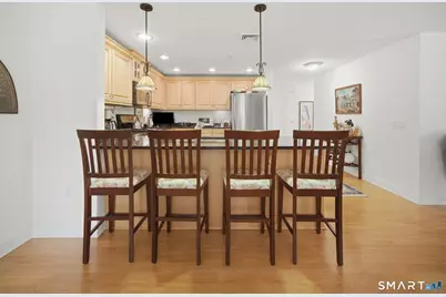 237 Fern Street #211E, West Hartford, CT 06119 - Photo 7