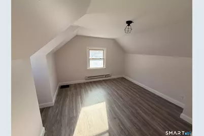 8 River Road, East Haven, CT 06512 - Photo 7