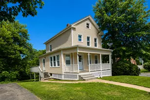 153 Eastern Dr, Middletown, CT 06457 - Photo 1