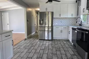 24 Pearl St, Glastonbury, CT 06033 - Photo 5