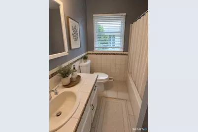 24 Pearl Street, Glastonbury, CT 06033 - Photo 17
