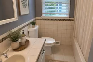 24 Pearl St, Glastonbury, CT 06033 - Photo 17