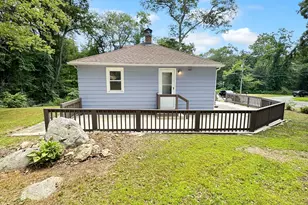 187 W Main St, East Lyme, CT 06357 - Photo 9