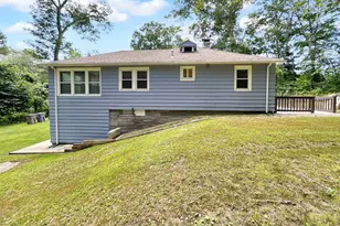 187 W Main St, East Lyme, CT 06357 - Photo 7