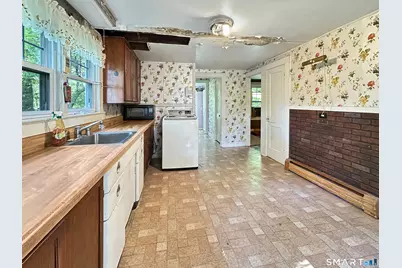81 Gallup Lane, Waterford, CT 06385 - Photo 15