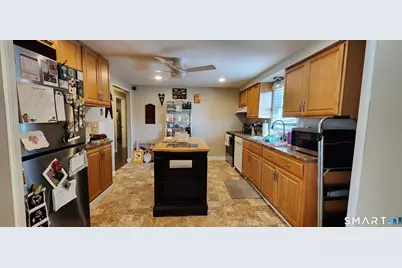 260 Connecticut Avenue #2nd fl., West Haven, CT 06516 - Photo 7