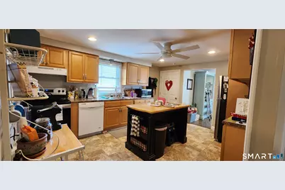260 Connecticut Avenue #2nd fl., West Haven, CT 06516 - Photo 9