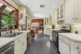 161 Old Stagecoach Rd, Ridgefield, CT 06877 - Photo 11