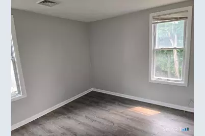 92 Hill Street, Waterbury, CT 06704 - Photo 5