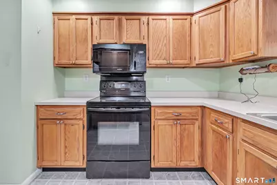 19 Meadowlark Drive, Shelton, CT 06484 - Photo 13