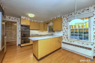 814 Grassy Hill Rd, Orange, CT 06477 - Photo 15