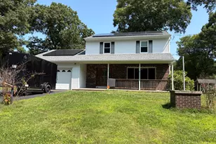 40 Taft St, Killingly, CT 06239 - Photo 1