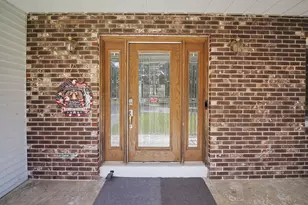 40 Taft St, Killingly, CT 06239 - Photo 5