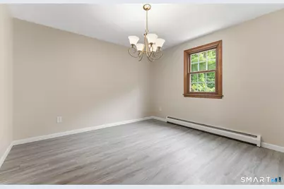 75 Grissom Road, Manchester, CT 06042 - Photo 5