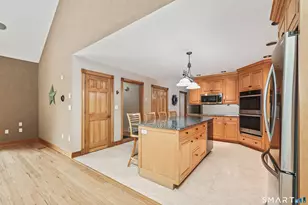 310 Carter Rd, Thomaston, CT 06787 - Photo 9