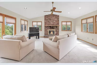 470 Oceanview Terrace, Stratford, CT 06615 - Photo 13