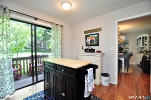 16 Applewood Ln, Avon, CT 06001 - Photo 13