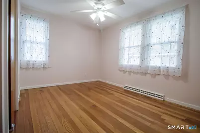 21 Stillwell Drive, Plainville, CT 06062 - Photo 9