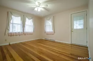 21 Stillwell Dr, Plainville, CT 06062 - Photo 5