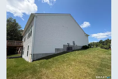941 Mackenzie Lane #941, Oxford, CT 06478 - Photo 3