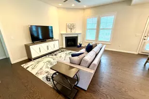 941 Mackenzie Ln, Oxford, CT 06478 - Photo 13