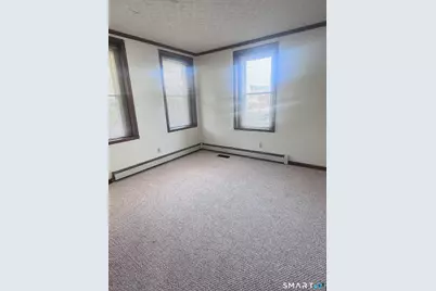 290 Wakelee Avenue #1st floor, Ansonia, CT 06401 - Photo 7