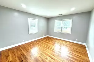 153 Oaklawn Ave, Stamford, CT 06905 - Photo 7