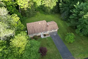 8 Valley View Dr, Simsbury, CT 06089 - Photo 3