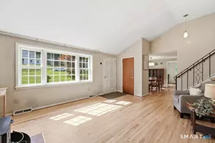 8 Valley View Dr, Simsbury, CT 06089 - Photo 5