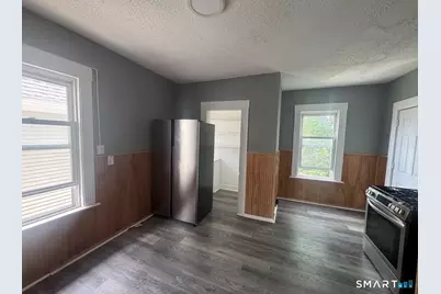 473 Putnam Street #2, Bridgeport, CT 06608 - Photo 5