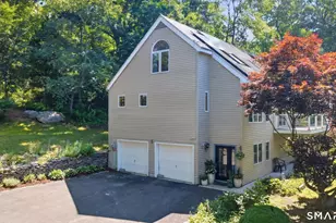 226 Stony Creek Rd, Branford, CT 06405 - Photo 9