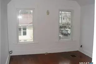 33 Harrison Ave, Branford, CT 06405 - Photo 7