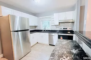 8 Circle Dr, Farmington, CT 06085 - Photo 7
