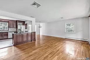 22 Old Lantern Pl, Norwalk, CT 06851 - Photo 9