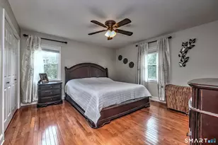 834 Columbia St, Orange, CT 06477 - Photo 21
