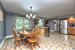 834 Columbia St, Orange, CT 06477 - Photo 9